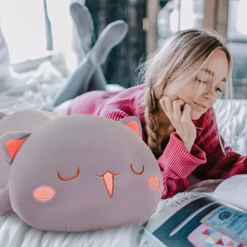 Vista 3 de FUYU Animales de peluche de gato, almohada de felpa suave de gato kawaii, juguete de animal de peluche, regalos para niños y niñas, decoración