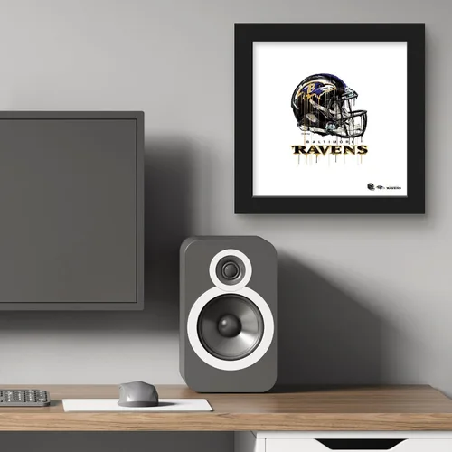 Vista 5 de Trends International Gallery Pops NFL Baltimore Ravens - Póster de pared con casco de goteo, 12.00 x 12.00 pulgadas, versión de marco negro