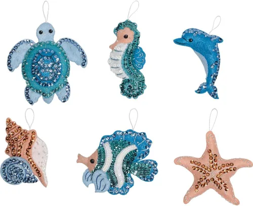 Vista 2 de Bucilla Kit de apliques de fieltro, kit de adornos navideños de 6 piezas, bajo el mar