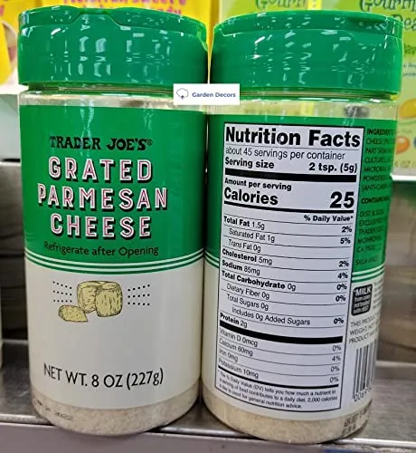 Vista 2 de Trader Joe's Queso parmesano rallado 8oz 8.01 oz (dos botellas)
