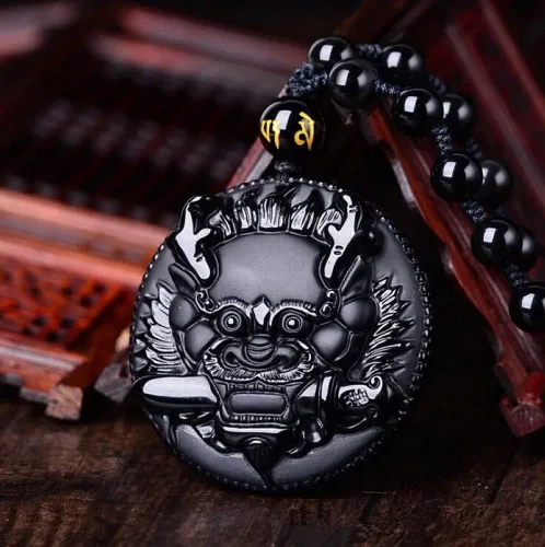 Vista 3 de Collar con colgante de amuleto de cristal de obsidiana con cadena de cuentas para wen o mujeres