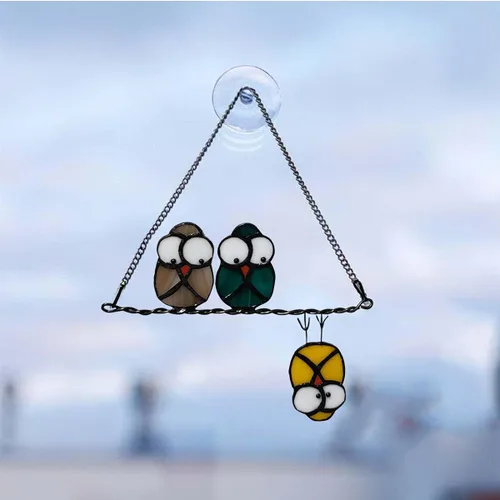Vista 2 de Panel de Atrapasoles de Vidrio Vitral Multicolor con Búhos en un Alambre, Atrapasueños de Pájaros para Ventanas, Puertas, Habitación, Decoración