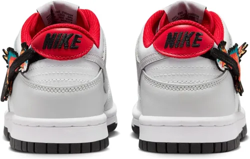 Vista 677 de Nike Kid's Dunk Low Sneaker