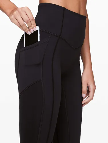 Vista 4 de Lululemon Pantalones cortos de yoga All The Right Places