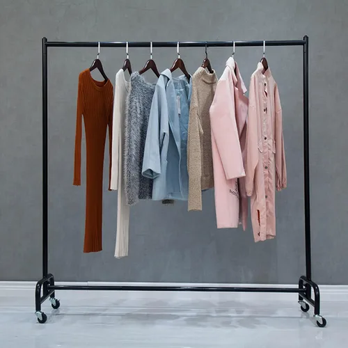 Vista 2 de Perchero de ropa de un solo riel con ruedas, riel de ropa de metal resistente comercial, perchero de ahorro de espacio para dormitorios y boutiques