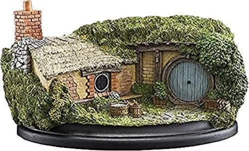 Vista 5 de Weta Workshop El Señor de los Anillos - Estatua de la Cueva del Hobbit (5 Hill Lane)