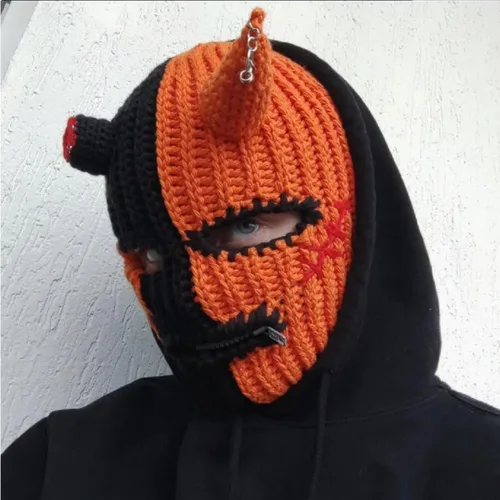Vista 3 de Gorro de punto Y2k con cuerno de diablo y oreja de conejo largo, máscara de esquí, pasamontañas, accesorios para grunge