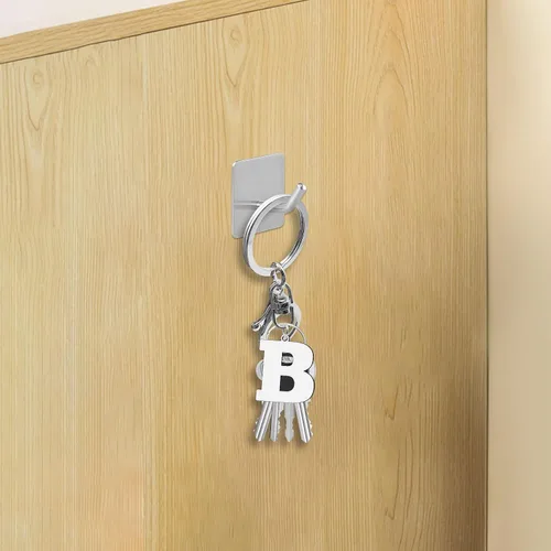 Vista 4 de Llavero del alfabeto con letra A-Z, llavero de metal con inicial del alfabeto para hombres y mujeres, mochila, decoración de llavero de automóvil