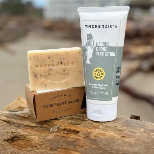 Vista 5 de MACKENZIE'S Harbor & Home Lotion - Regalos para pescadores - Regalos para hombres - Regalos para mujeres - Loción natural para manos - Hidratante