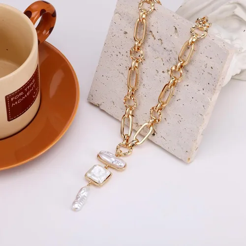 Vista 6 de Collar de perlas y cadenas, cadena mixta y gargantilla de perlas de moda, collar de capas con colgante de corazón de peras orgánicas