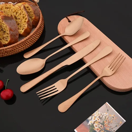 Vista 9 de JASHII Juego de cubiertos de acabado satinado, 20 piezas, servicio para 4, juego de cubiertos de titanio, juego de utensilios de cobre mate, incluye