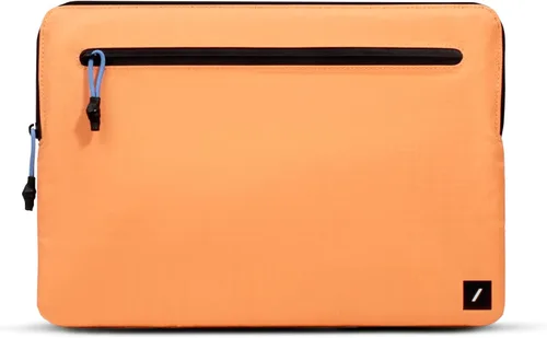 Vista 9 de Native Union Funda Ultraligera – Duradera, Liviana, Sostenible – Hecha de 100% Tela Ripstop Reciclada – Compatible con MacBook Pro 16”, MacBook Pro