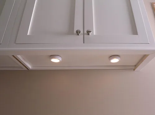 Vista 4 de Westek BL-PUTN-W6 - Luz de disco LED ultrafina - 6PK con baterías, color blanco