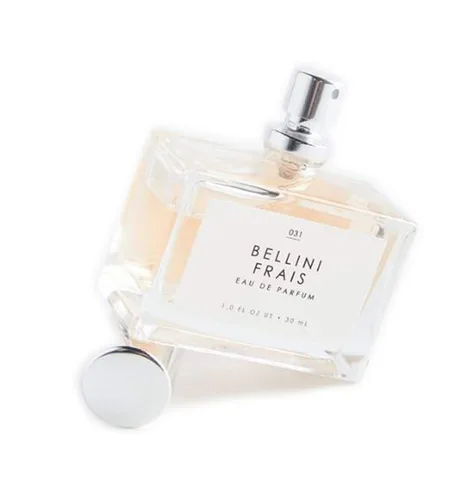 Vista 2 de Gourmand Miel Bébé Eau De Parfum 1 Fl. Oz! Mezcla de aromas de mandarina jugosa, flor de miel, sándalo y praliné. ¡Fragancia fresca, femenina