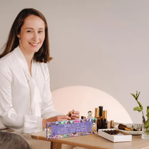 Vista 5 de Regalos de Navidad Pinkunn para Jefa con Citas Inspiradoras para Mujeres, Regalos de Oficina para Mujeres, Decoración de Oficina de Jefa