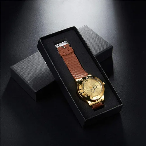 Vista 4 de Nuevo Militar USB Lighter Reloj Hombres Casual Relojes de pulsera con encendedor de cigarrillos sin llama a prueba de viento