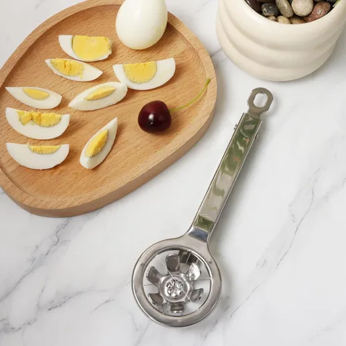 Vista 7 de Best Utensils - Cortador de huevos de acero inoxidable, divide huevos duros en 6 segmentos iguales en una sola acción