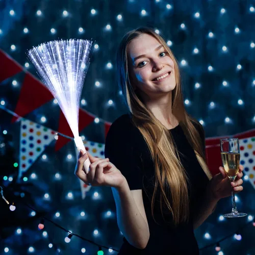 Vista 4 de Paquete de 12 varillas luminosas blancas de fibra óptica a granel con 3 modelos intermitentes para el 4 de julio, Navidad, Halloween, cumpleaños