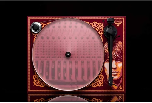 Vista 3 de Pro-Ject Essential III George Harrison - Tocadiscos de edición especial con brazo de aluminio de 8.6 pulgadas y cartucho Ortofon OM10 premontado