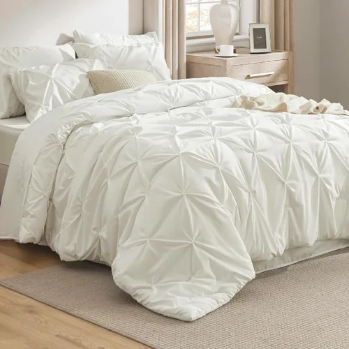 Vista 23 de Bedsure - Juego de edredón tamaño individual gris - Ropa de cama tamaño individual en una bolsa de 5 piezas, juego de cama Pintuck GentleSoft™