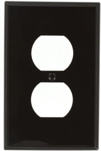 Vista 13 de Leviton Placa de pared de nailon Midway de 1 gang, 1 dúplex, tamaño Midway, 1 paquete, PJ8-E, negro