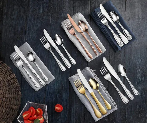 Vista 9 de New Star Foodservice 58680 Tenedor para ostras con patrón de rosas de acero inoxidable, 5.8 pulgadas, 12 piezas