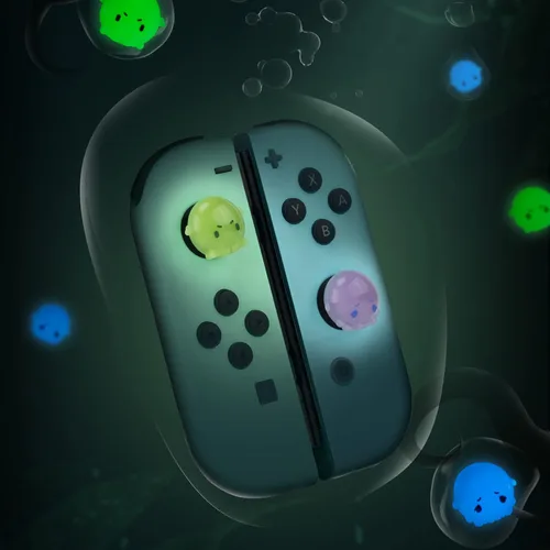 Vista 6 de GeekShare Lindas tapas luminosas de silicona para Joycon con agarre para pulgar, funda de joystick compatible con Nintendo SwitchOLEDSwitch Lite, 4