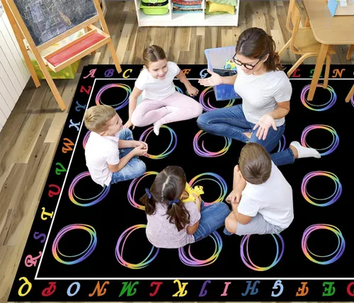 Vista 4 de HUAHOO Alfombra pequeña negra para aula primaria, preescolar, alfombra para el asiento de los profesores con respaldo antideslizante, 5 x 7 pies 6