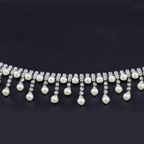 Vista 2 de Jerler Cadena de diamantes de imitación de cristal de 1 yarda, cuentas de perlas incrustadas para decoración de bricolaje y adornos de novia, ideal