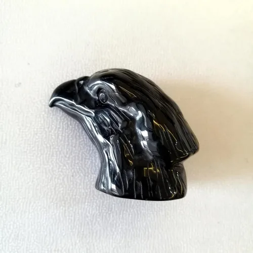 Vista 2 de Estatua de cristal curativo de obsidiana negra natural, estatua de águila guardiana de oración, 2 pulgadas, tallada en bolsillo, figuras de piedra