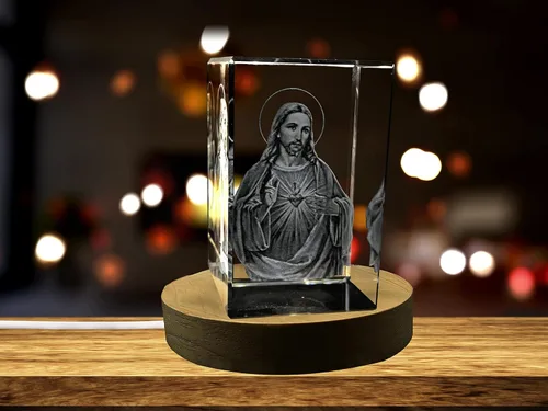 Vista 4 de Estatua de Jesús de cristal 3D con luz LED (extra grande)