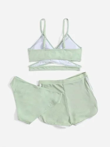 Vista 2 de OYOANGLE Conjunto de bikini de 3 piezas con estampado tropical y pantalones cortos para niña