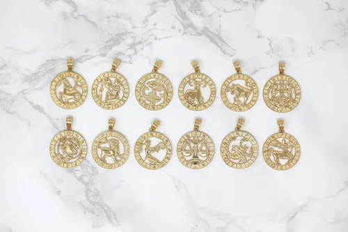 Vista 5 de CaliRoseJewelry Collar con colgante del zodiaco de oro amarillo de 10 quilates