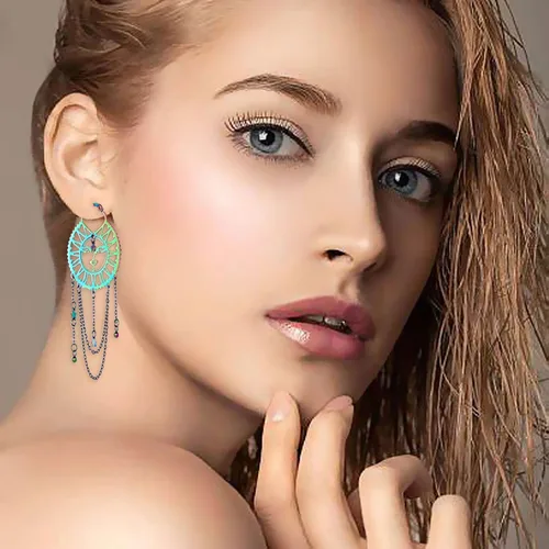 Vista 5 de Aretes asimétricos de sol y luna para mujer, aretes bohemios de arco iris, cadena de borla de estrella, aretes colgantes de acero inoxidable