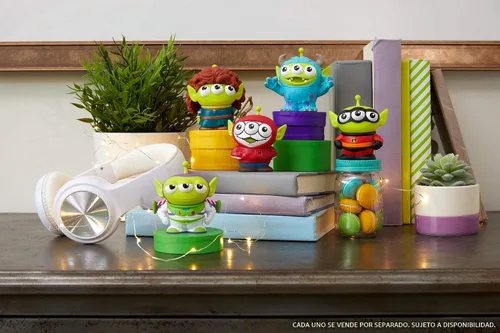 Vista 2 de Disney Pixar Alien Remix Sulley Figura