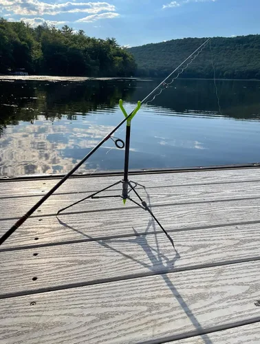 Vista 6 de FISHIN' STIX All Terrain Stand Tripod - Attach to Any Rod Holder for use on Ice or Solid Ground