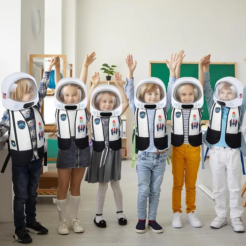 Vista 2 de Bonuci Set of 24 Kids Astronaut Cosplay Costume Set Include 8 Astronaut Vests 8 Astronaut Helmets and 8 Non Woven Astronaut Treat Gift Bags for Kids