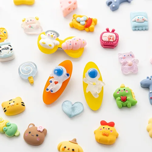 Vista 4 de Juego de dijes de dibujos animados de slime – Lote mixto surtido de dijes kawaii de resina plana para hacer manualidades, decoraciones, álbumes