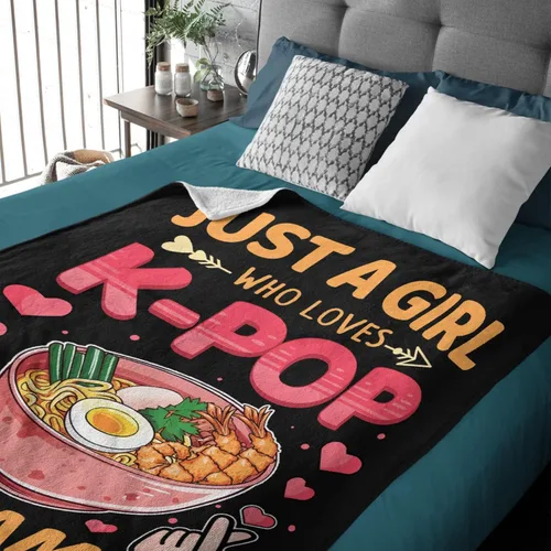 Vista 3 de Manta Personalizada Girl Loves Ramen Súper Suave Ligera Manta Cómoda Esponjosa Edredón para Cama Sofá Todas las Estaciones Cálida 50"x40" Pequeña
