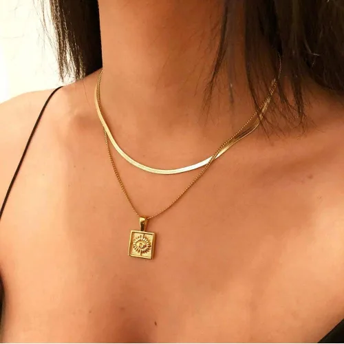 Vista 3 de Fiusem Collar chapado en oro para mujer, collar de cadena de espiga chapado en oro de 14 quilates, gargantilla de cadena de serpiente chapada en oro