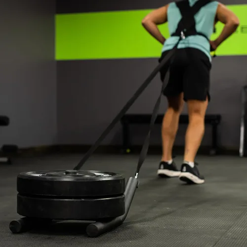 Vista 11 de Rage Fitness Trineo de Entrenamiento con Pesas R2 con Arnés. Capacidad de 90 LBS y Correa de 6.5 Pies. Trineo de Velocidad y Potencia Ideal