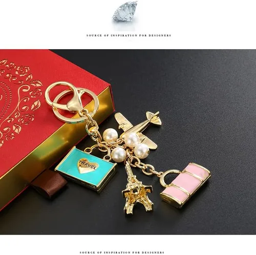 Vista 8 de Llavero Llavero de cristal, 1 juego de decoración roja para suministros de automóvil, regalo para mujeres y niñas, decoraciones de diamantes
