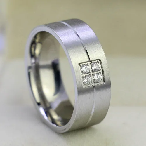 Vista 8 de LOVERSRING Juego de anillos de boda de acero inoxidable con circonita cúbica chapada en oro blanco