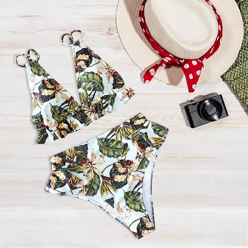 Vista 5 de HUBORLOVES Traje de baño de cintura alta para mujer dos piezas con volantes y cuello en V bikini forro polar verde con licencia oficial de star wars
