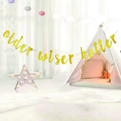 Vista 2 de Older Wiser - Cartel para decoración de fiesta de cumpleaños de hombres/mujeres, cartel de fiesta de aniversario, accesorios divertidos para fiesta