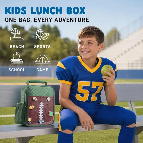 Vista 9 de Fit & Fresh Lonchera personalizable con dije para niños y niñas, lonchera infantil de fútbol con 6 dijes deportivos, bolsa de almuerzo reutilizable