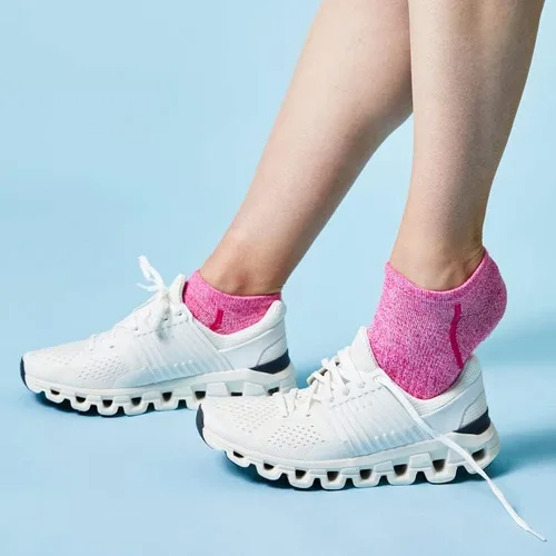 Vista 4 de Calcetines ligeros con forro para mujer con hilo infrarrojo, talla SM