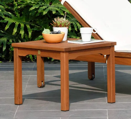 Vista 2 de Amazonia Mesa auxiliar cuadrada y duradera Roma Madera de eucalipto Ideal para exteriores e interiores
