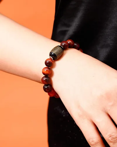 Vista 5 de Jewever Pulsera de triple protección Feng Shui, brazalete curativo, ojo de tigre, obsidiana, cuentas de ágata sutra de 0.394 in, amuleto de piedra