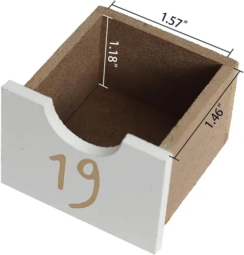 Vista 5 de Calendario de Adviento de madera de Navidad con 24 cajones para llenar pequeños regalos, escena de Navidad con luces LED, cuenta regresiva